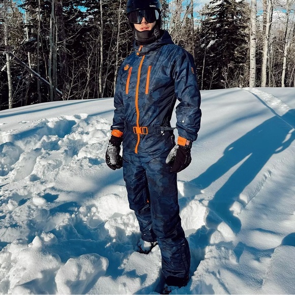Tipsy Elves Mens Snow Suit - Picture 1 of 2